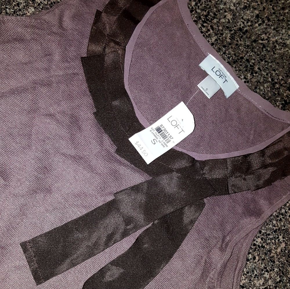 ❤ Loft Blouse ❤ Ribbon collar Size Small NWT - Picture 3 of 4